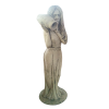 Садовая скульптура Женщина с кувшином
