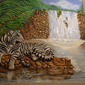 Барельеф "Тигр у водопада"