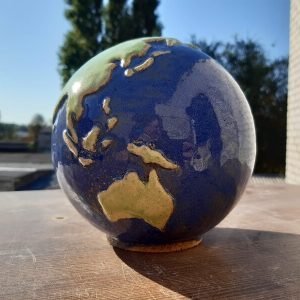 Оригинальный подарок "Глобус мира"